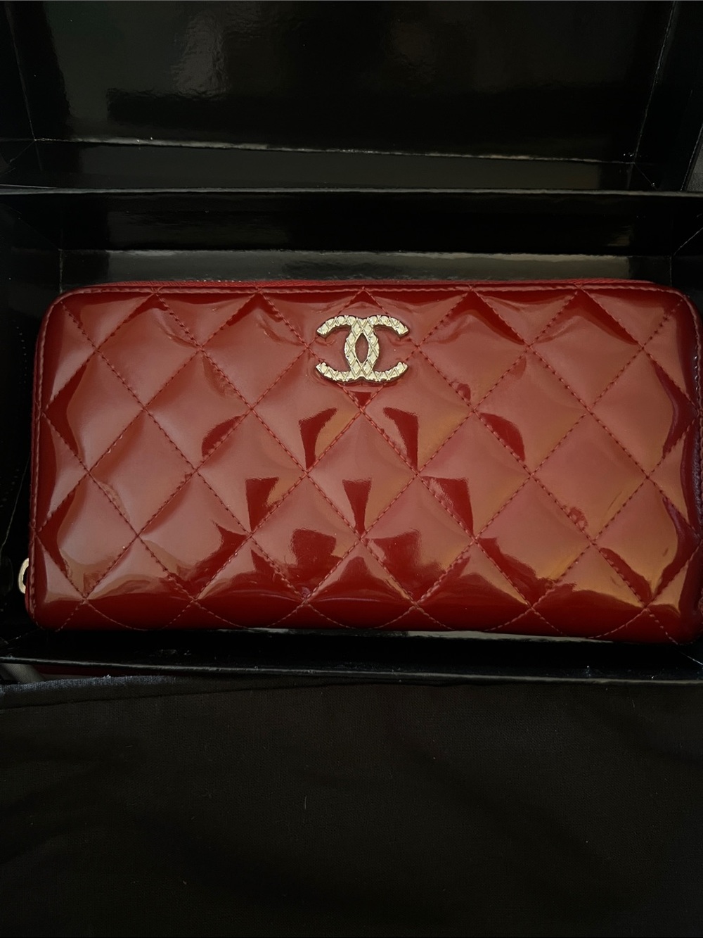 CHANEL Quilted Patent Leather Zip Wallet - Cherry Red - Picture 2 of 13